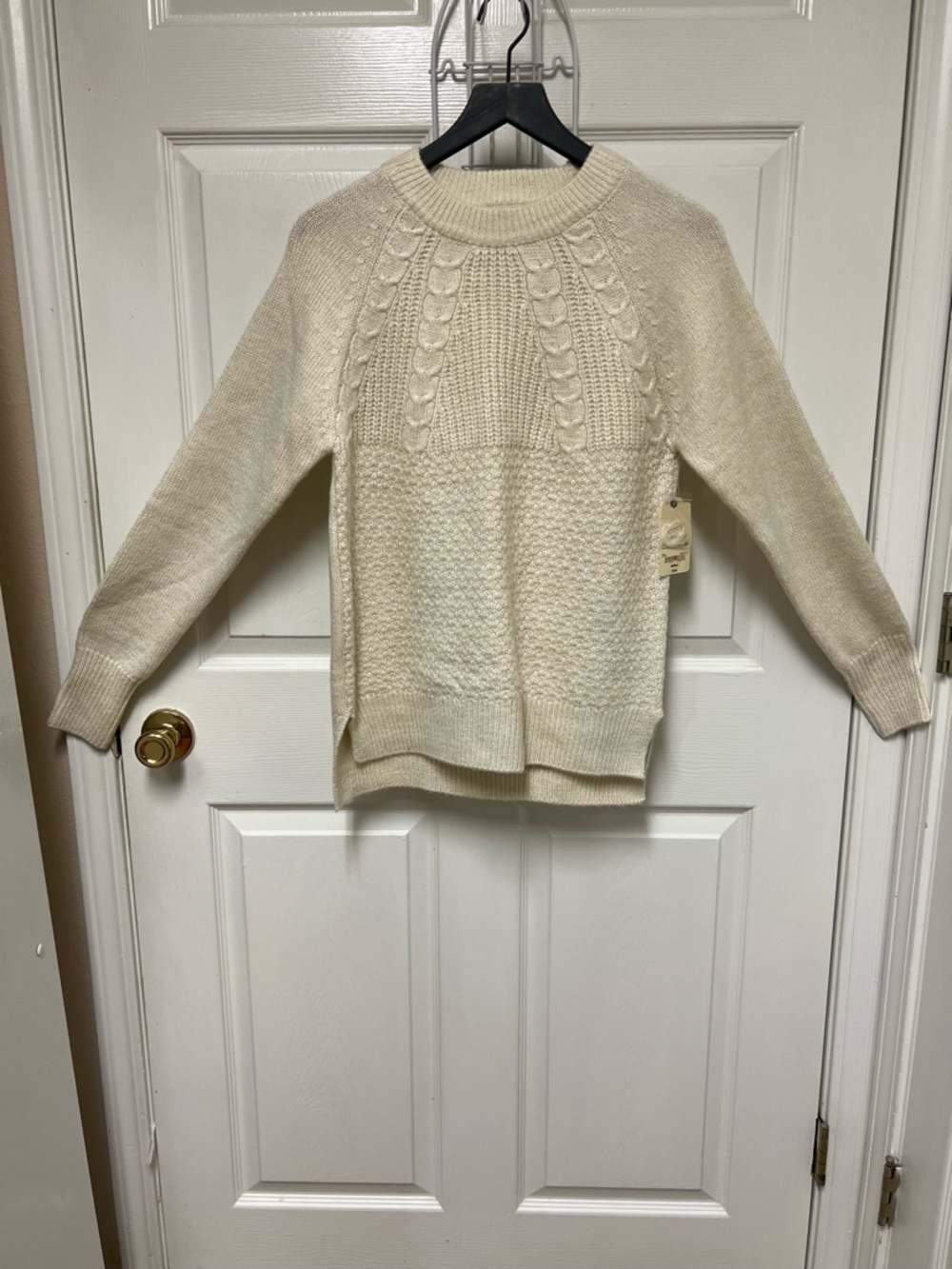 St. John’s Bay Cream & Metallic Cable-Knit Women's Sweater - Classic Crewneck